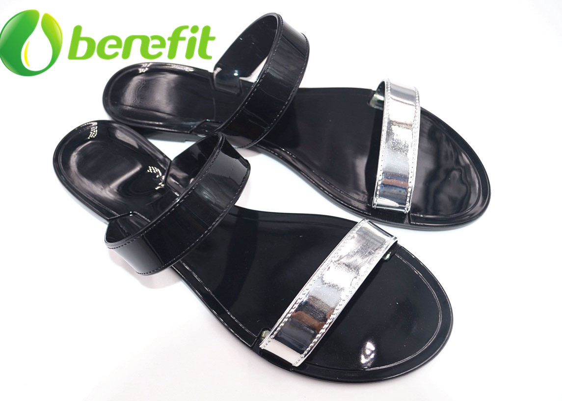 Jelly Shoes Women with Black And Gold Slipper Style